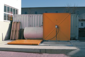 Mobiele brandstoftank voor aftanken en afvullen van Cemo