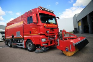 Dücker SFK Veegmachine