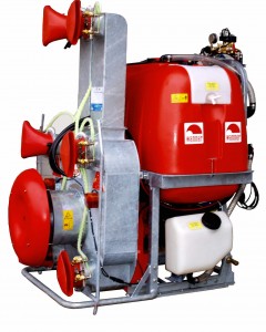 Fruitteeltspuit, GR56 radiaalblazer met 6 verstelbare blaasmonden, met PE tank , met 300/400/500/600 liter tankinhoud