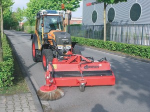 Dücker HDK Veegmachine