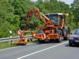 Dücker RSM 13 Bermkant- en vangrailmaaier