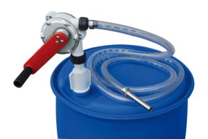 Pompinstallaties, (4) zwengelpomp voor AdBlue, antivriesmiddel, water
