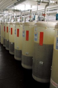 Olietank ,PROFI -tank voor verse en afgewerkte olie, 1300,1500,2000 en 2350 ltr.